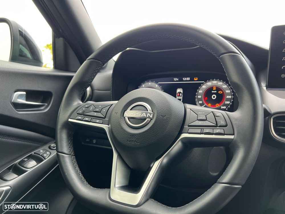 Nissan Juke 1.0 DIG-T N-Connecta - 28