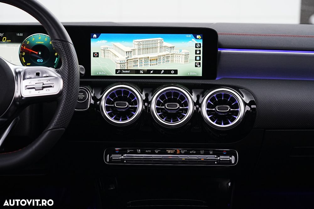 Mercedes-Benz CLA 250 e 8G-DCT AMG Line - 38