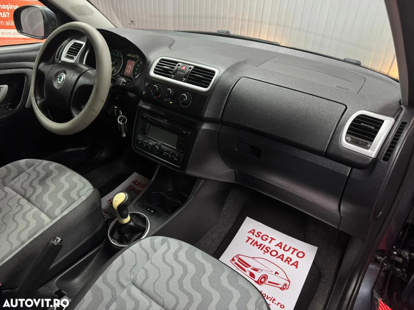 Skoda Fabia - 10