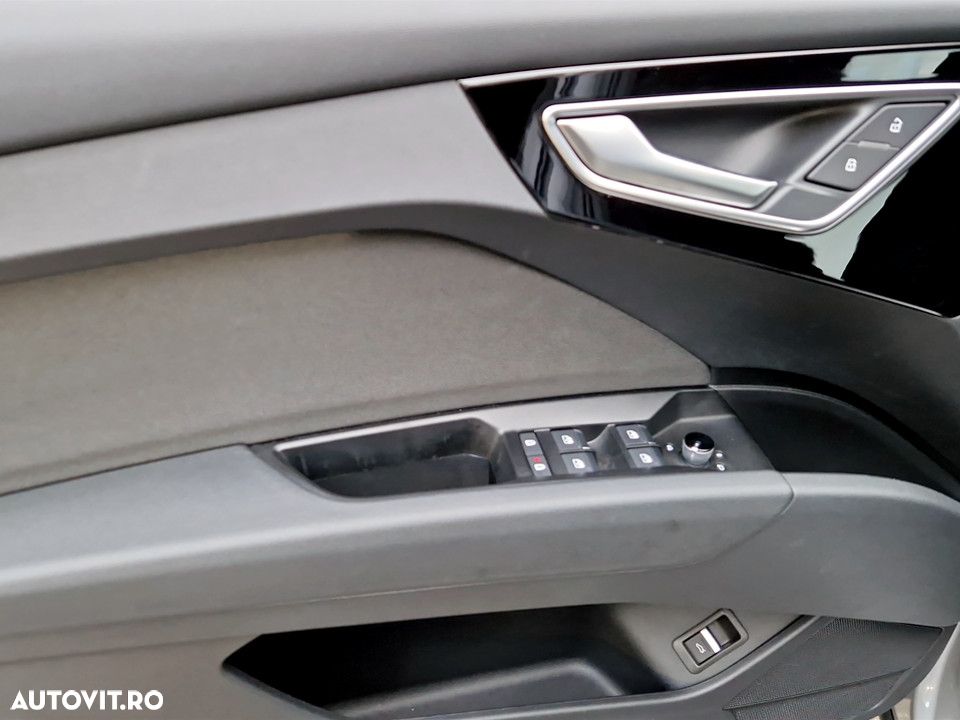 Audi Q4 Sportback e-tron 35 - 16