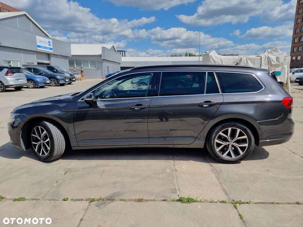 Volkswagen Passat 2.0 TSI Business DSG - 8
