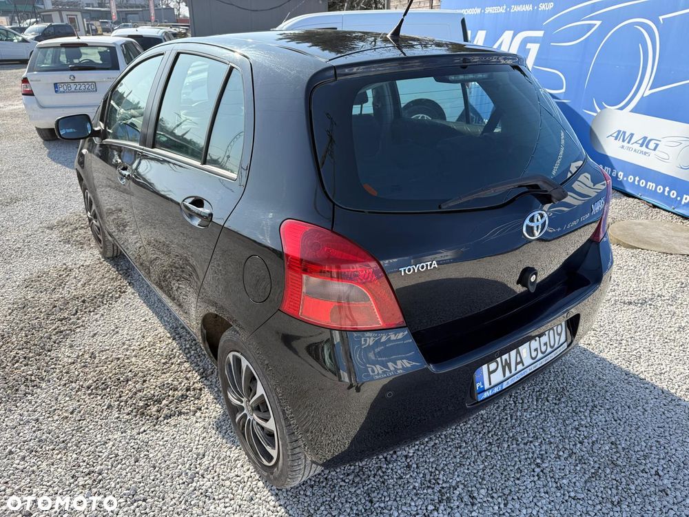 Toyota Yaris 1.3 Luna - 8
