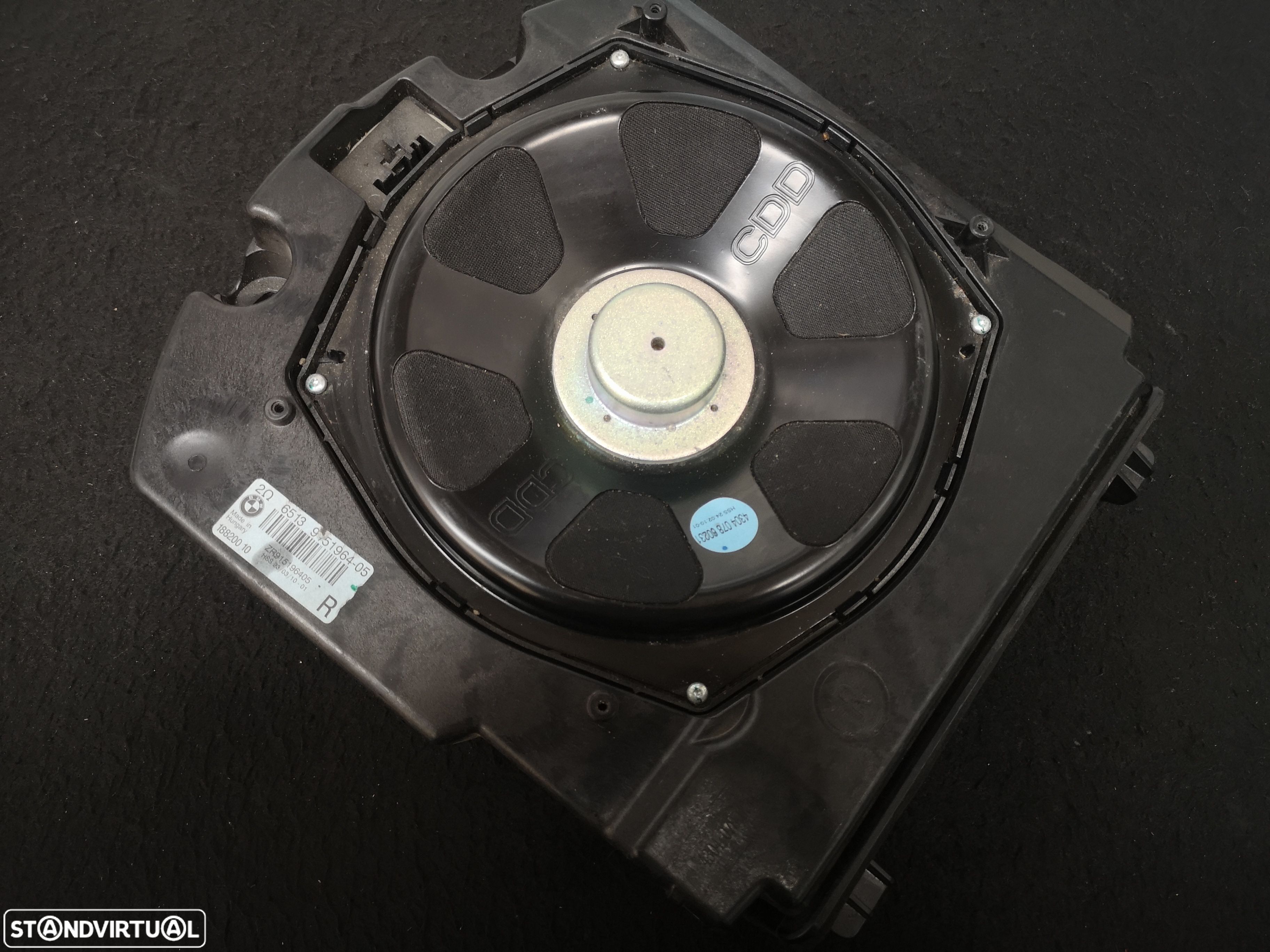 Coluna de som SUBWOOFER direito bmw7 f01 F02 2008-2014 - 1