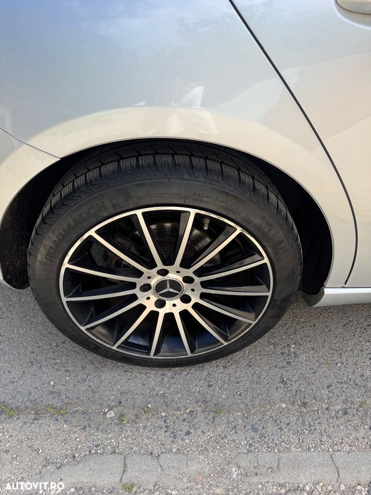 Mercedes-Benz A 180 - 6