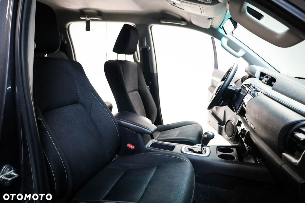 Toyota Hilux - 21