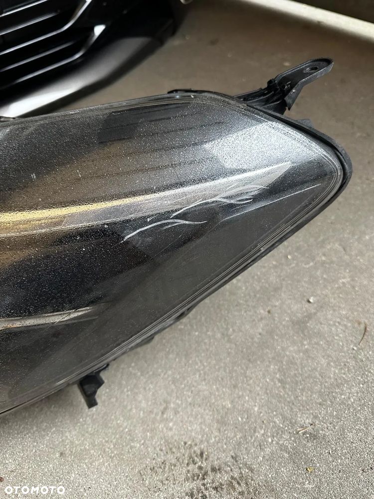 Przód Kompletny Zderzak Lampy Pas przedni Chłodnice Belka Błotniki Toyota Yaris III Lift 1.5 hybryda - 15