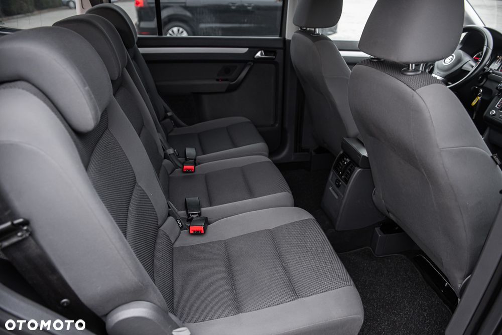 Volkswagen Touran 1.6 TDI DPF BlueMotion Technology Comfortline - 26