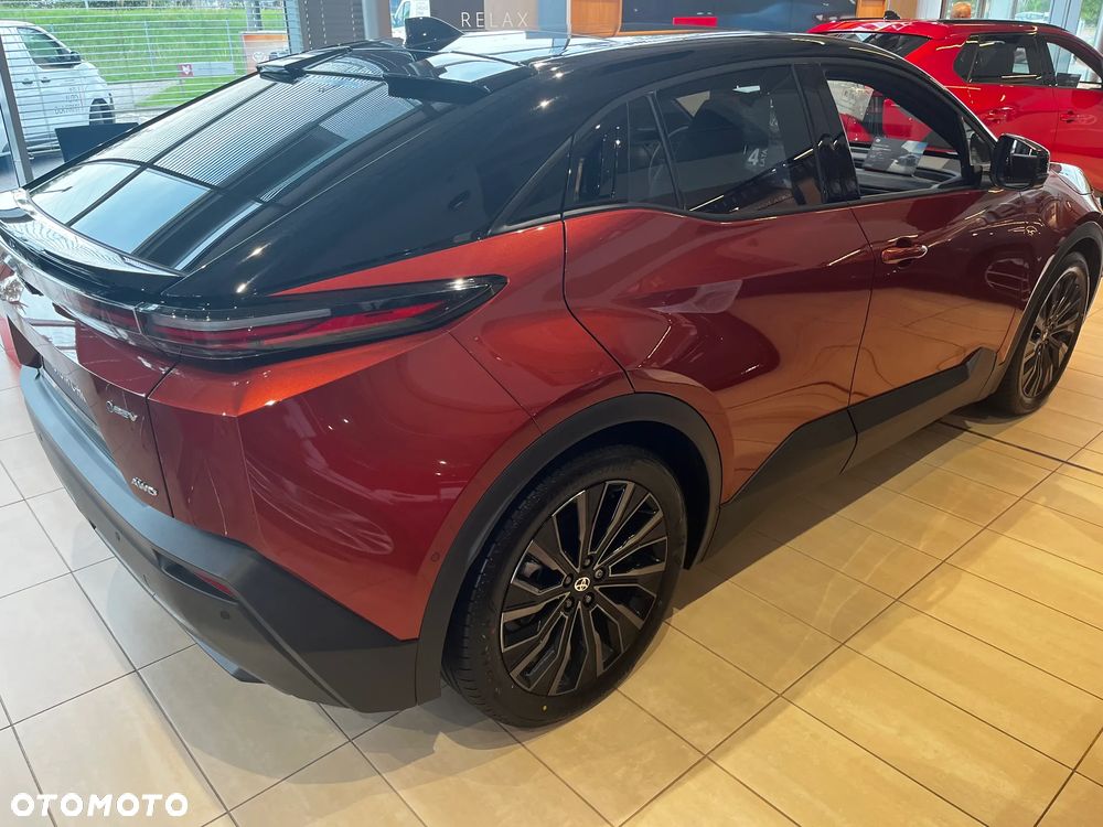 Toyota C-HR+ - 7
