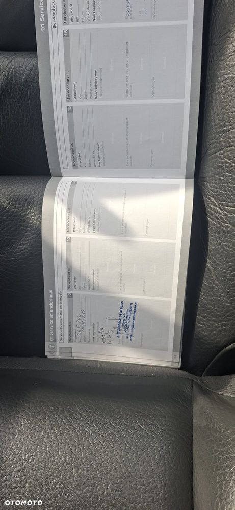 Volvo V60 D6 AWD Plug-in Hybrid Summum - 35