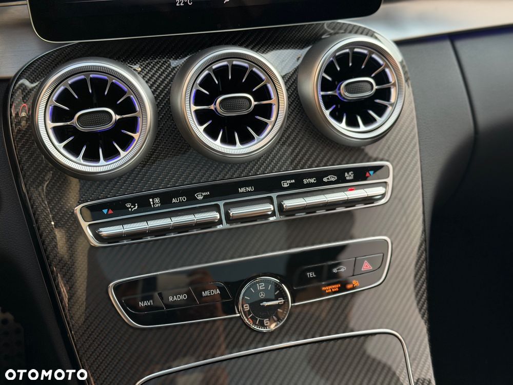 Mercedes-Benz Klasa C AMG 43 4Matic AMG Speedshift TCT 9G - 27