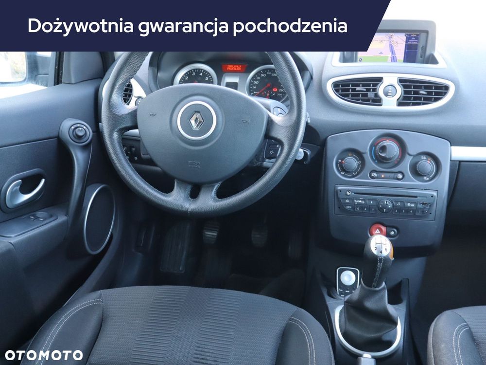 Renault Clio - 9