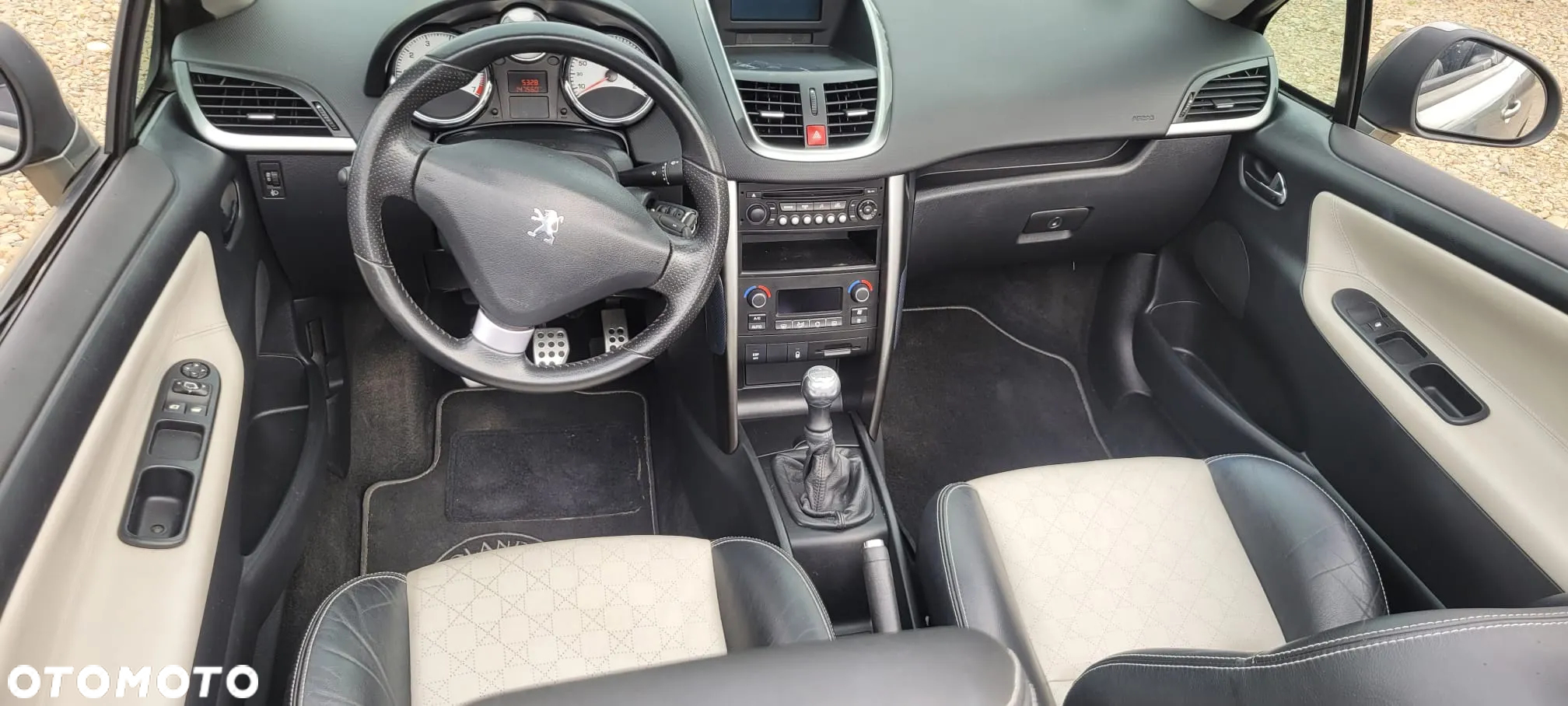 Peugeot 207 CC 1.6 Intense - 4