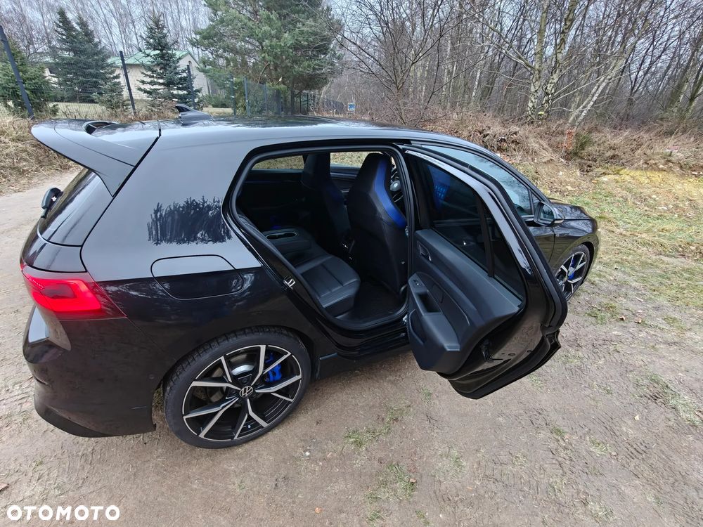 Volkswagen Golf - 14