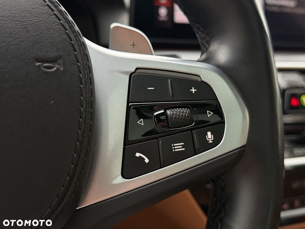 BMW Seria 5 530i xDrive mHEV M Sport sport - 15