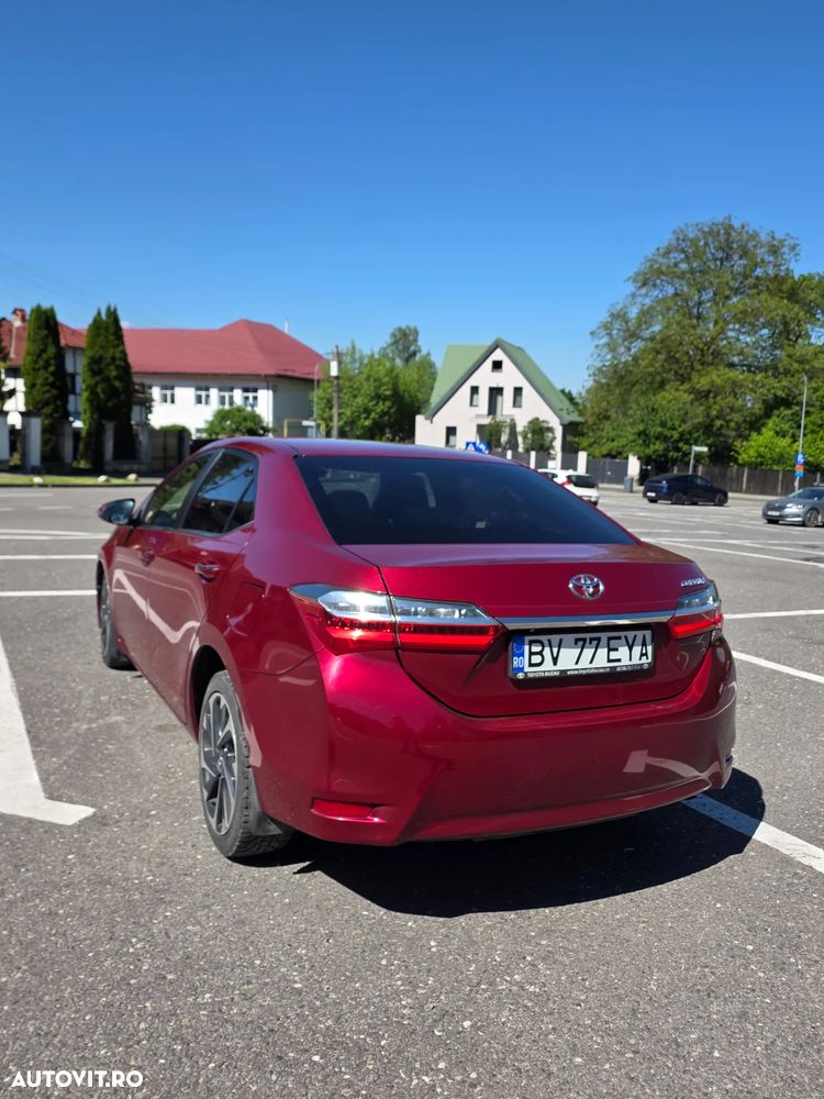 Toyota Corolla - 5