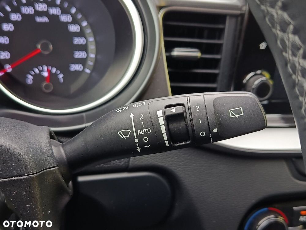 Kia Ceed 1.5 T-GDI M - 33