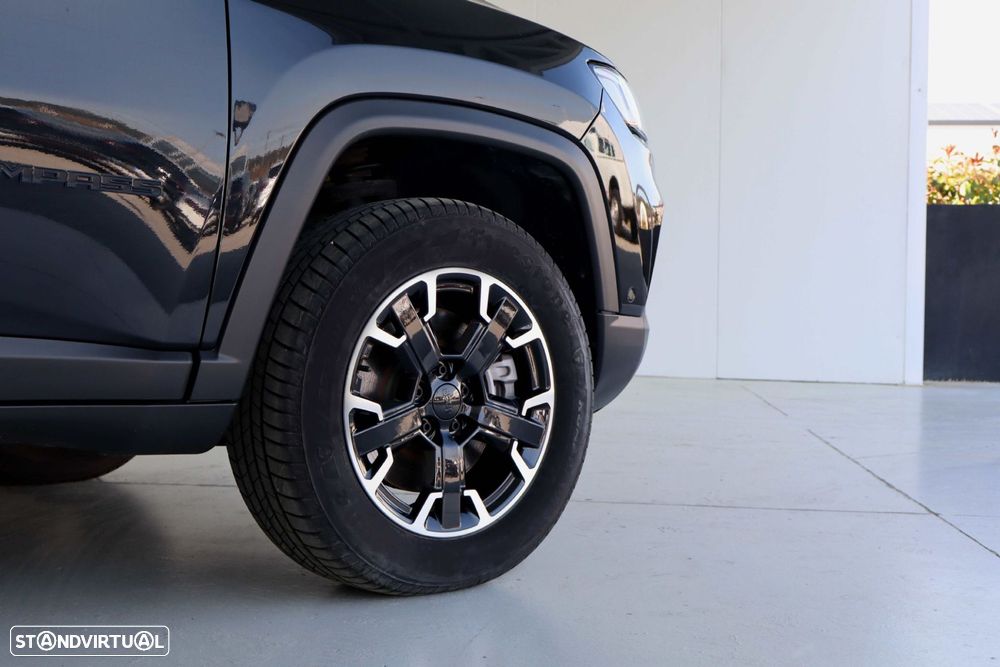 Jeep Compass 1.3 TG Trailhawk - 16