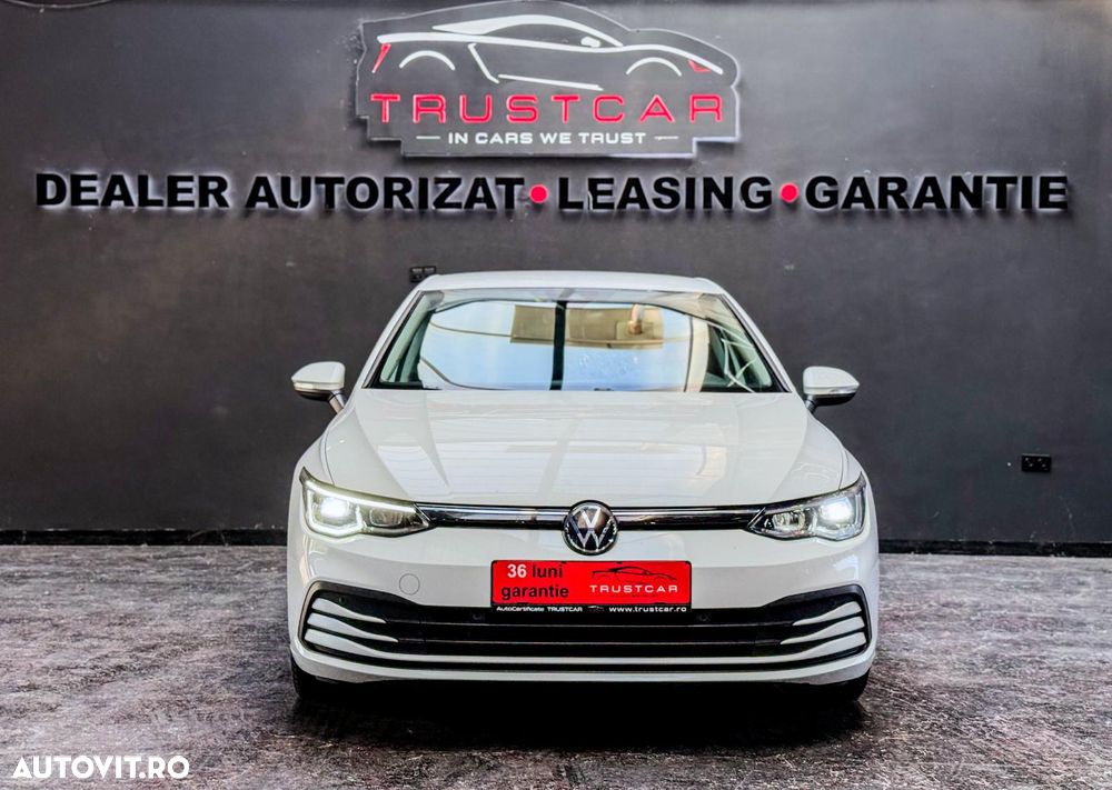 Volkswagen Golf - 2