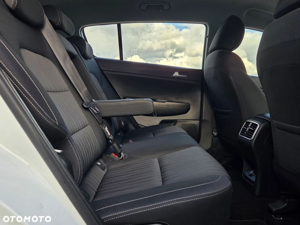 Kia Sportage 1.6 CRDI L Business Line 2WD DCT - 36