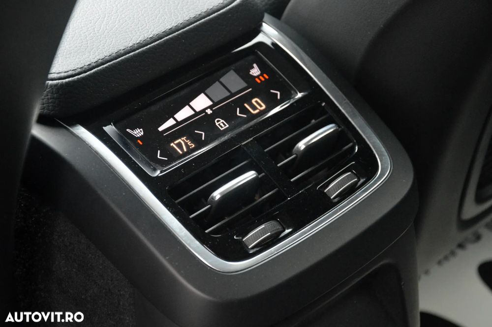 Volvo XC 90 Recharge T8 eAWD Inscription - 37