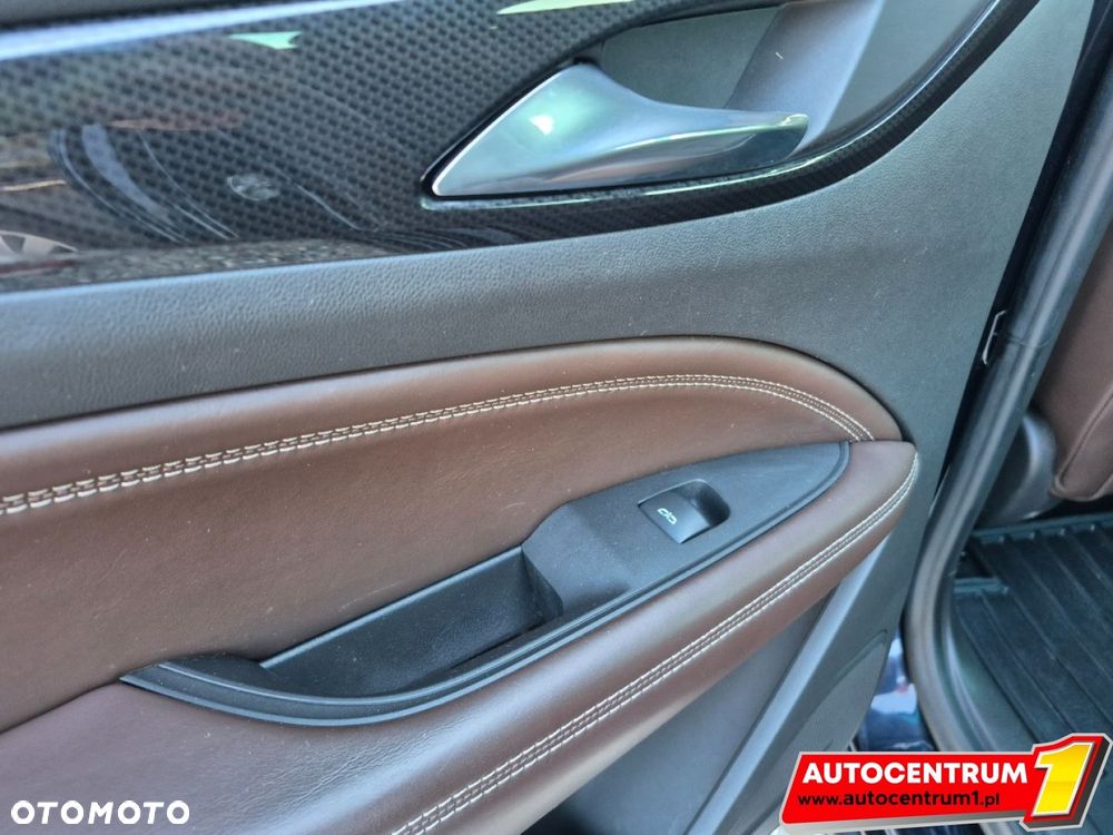 Opel Insignia - 23