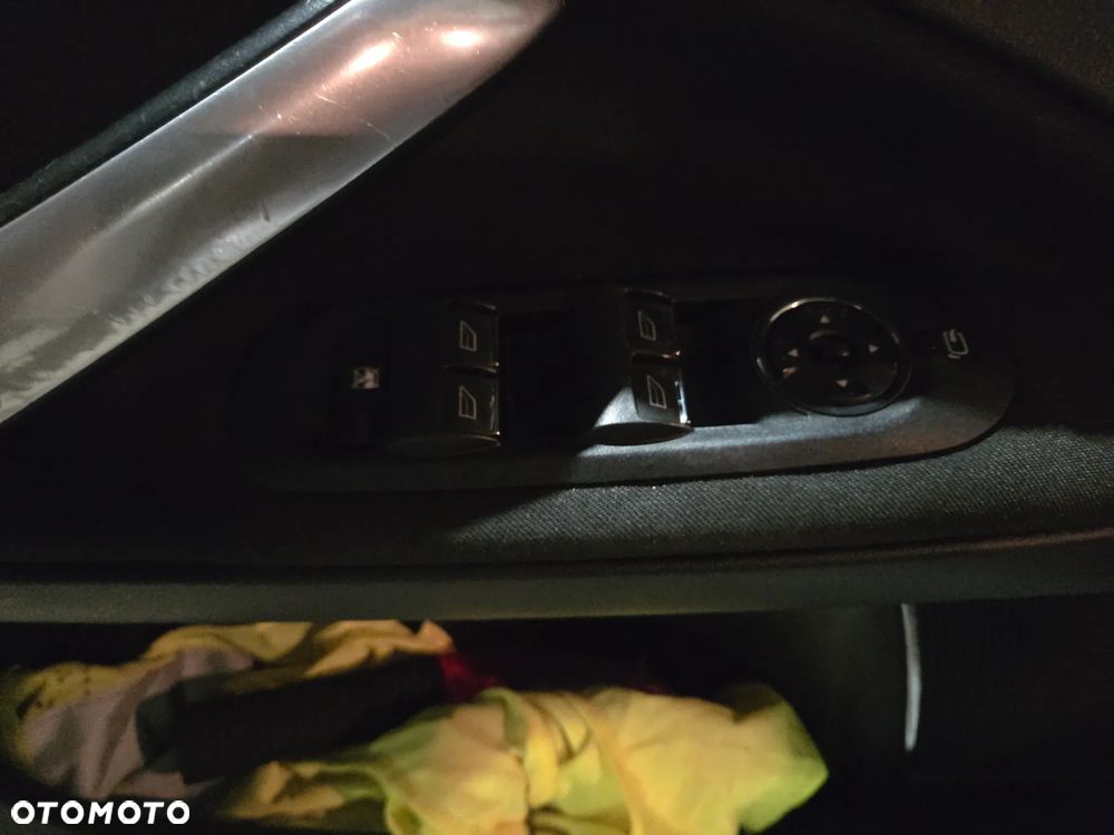 Ford Mondeo 2.0 Platinium X - 11