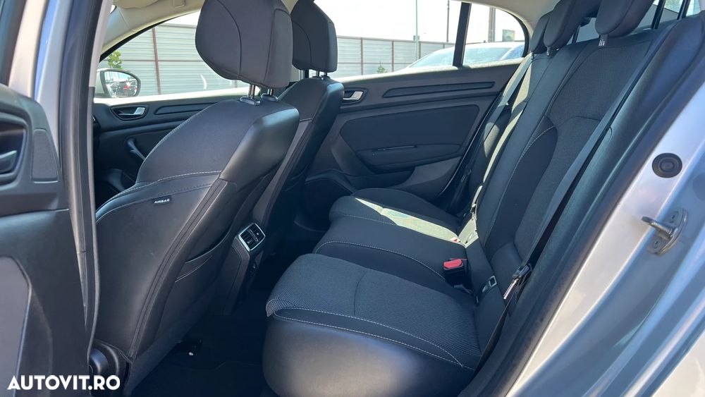 Renault Megane TCe 140 GPF EDC Equilibre - 7