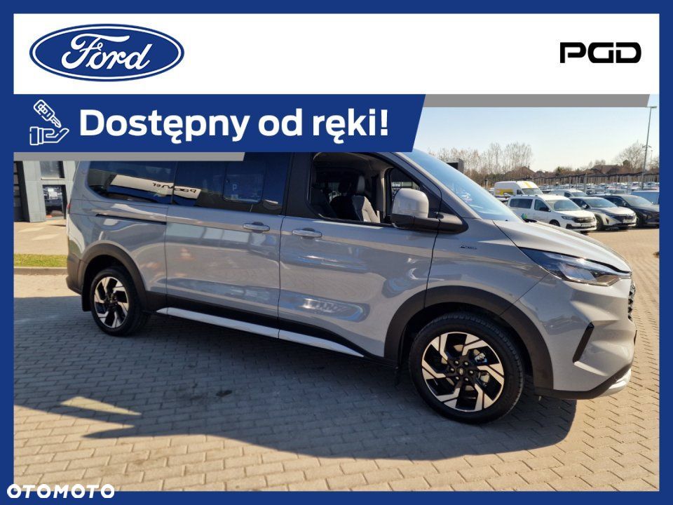 Ford Tourneo Custom - 1