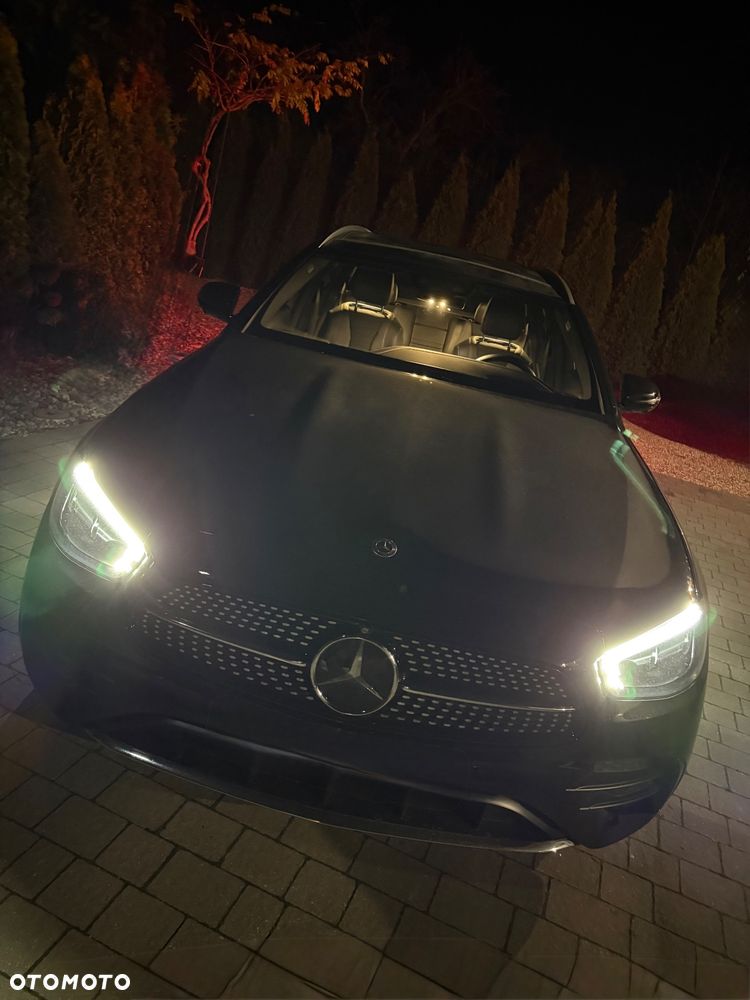 Mercedes-Benz Klasa E 300 de 4Matic 9G-TRONIC AMG Line - 13