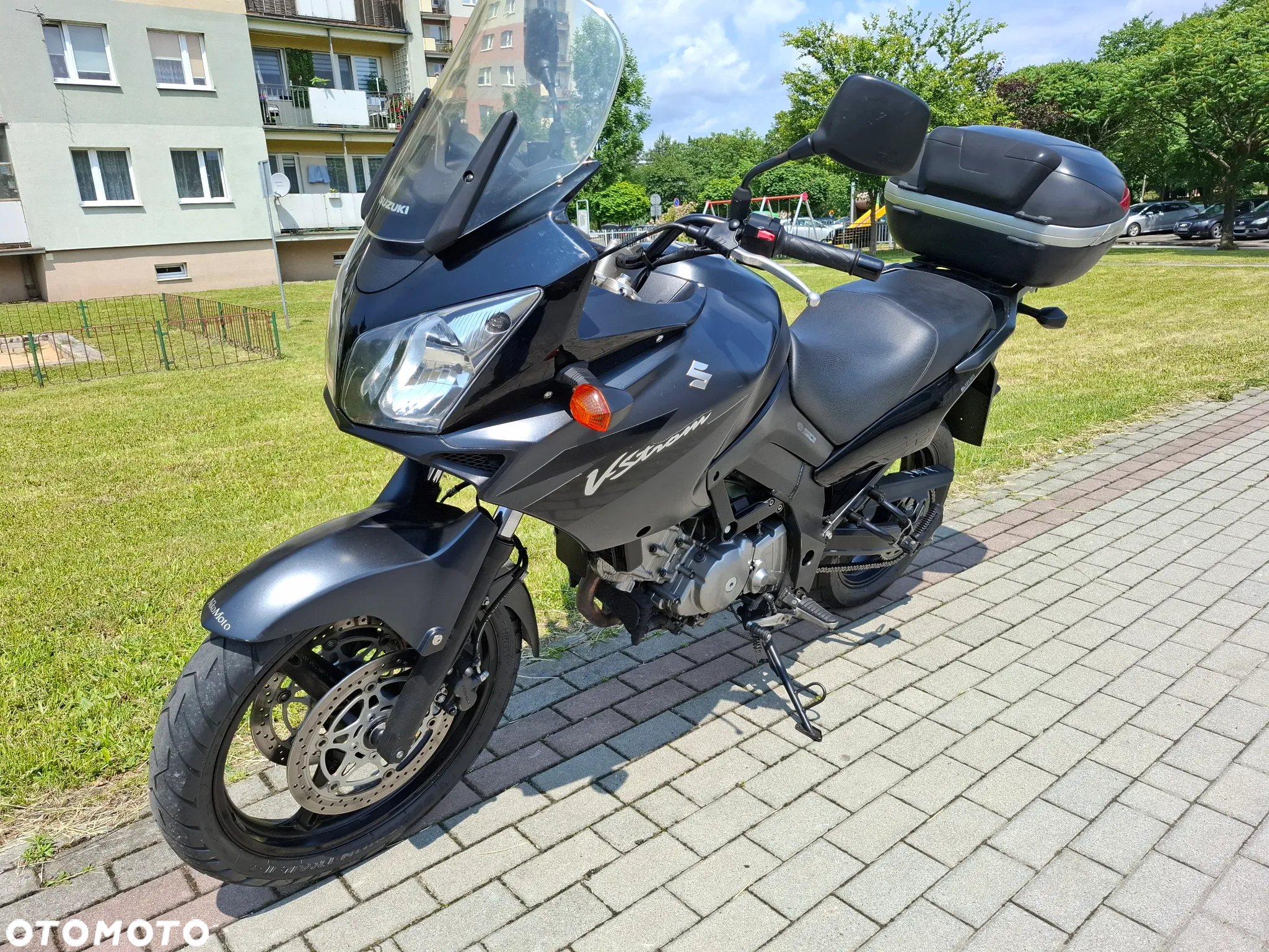 Suzuki DL - 3