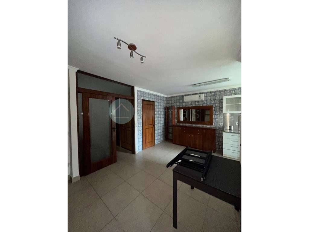 T1 - Rua Dr. Eduardo Santos Silva, Junto às Faculdades - Grande imagem: 2/12