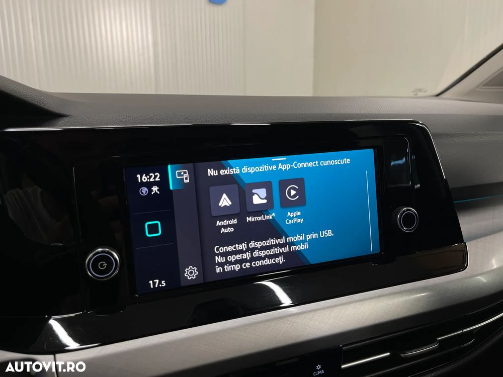 Volkswagen Golf 1.0 TSI Life - 16
