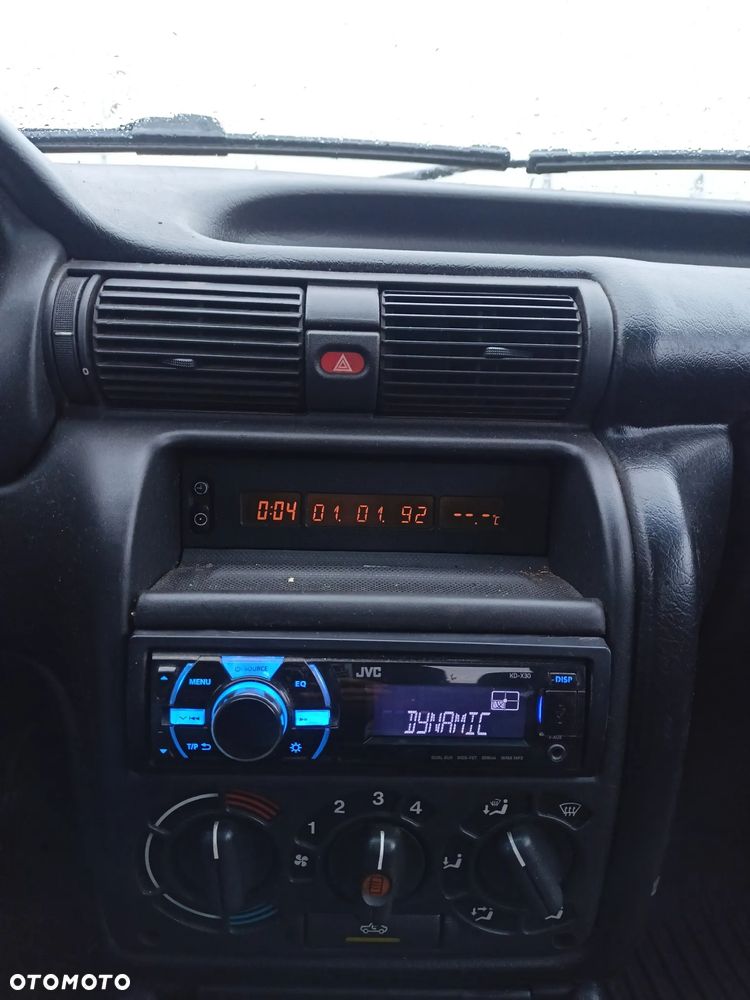 Opel Astra - 9