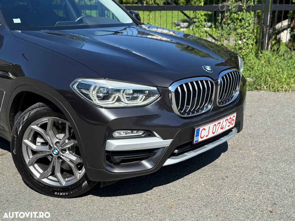 BMW X3 xDrive20d AT xLine - 10