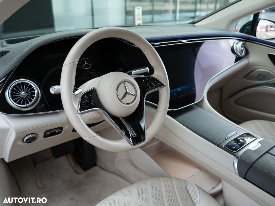 Mercedes-Benz EQS - 12