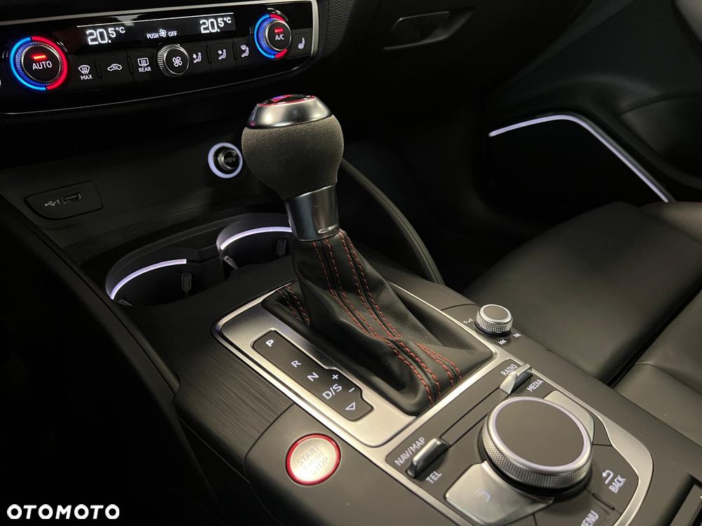 Audi RS3 Sportback 2.5 TFSI Quattro S tronic - 23