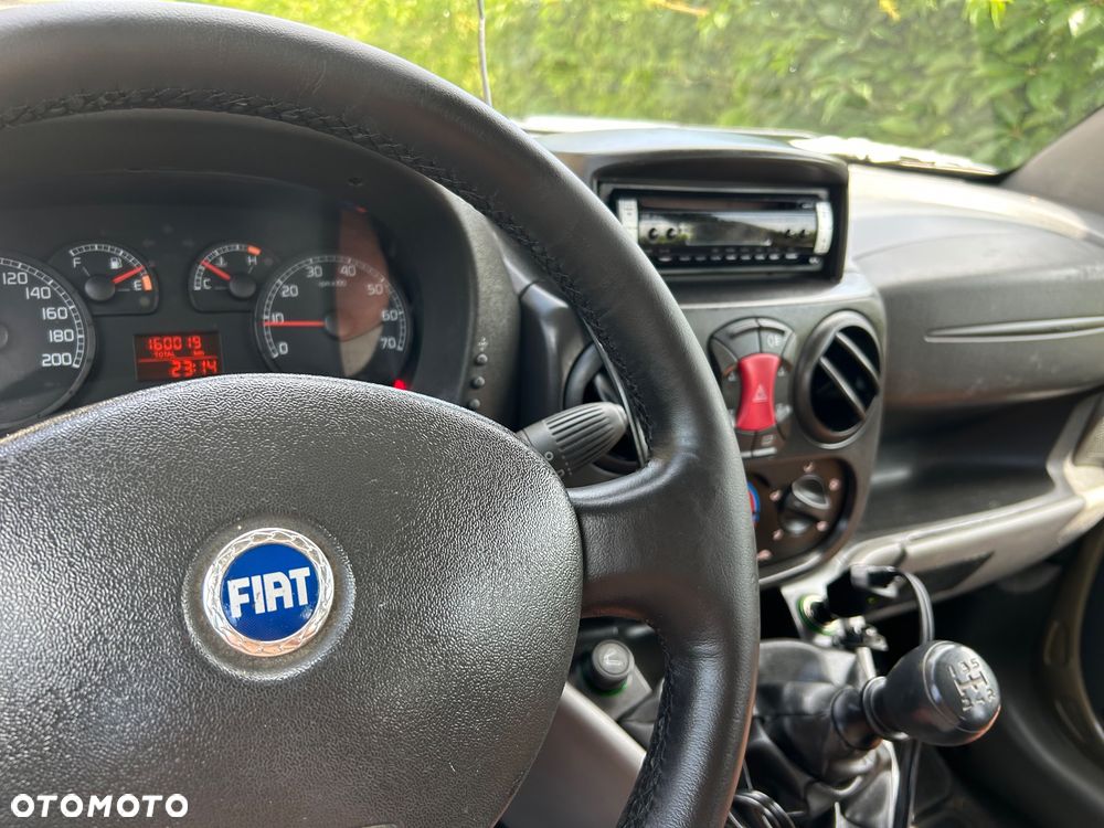 Fiat Doblo 1.4 8V Family - 21