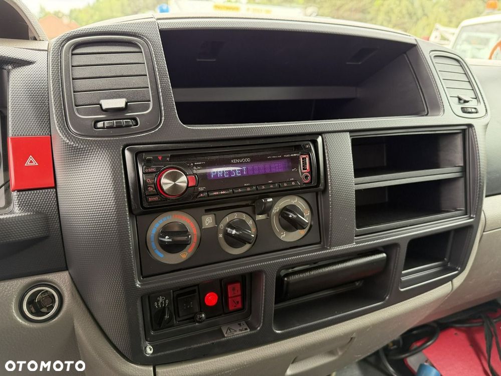 Nissan Cabstar - 22