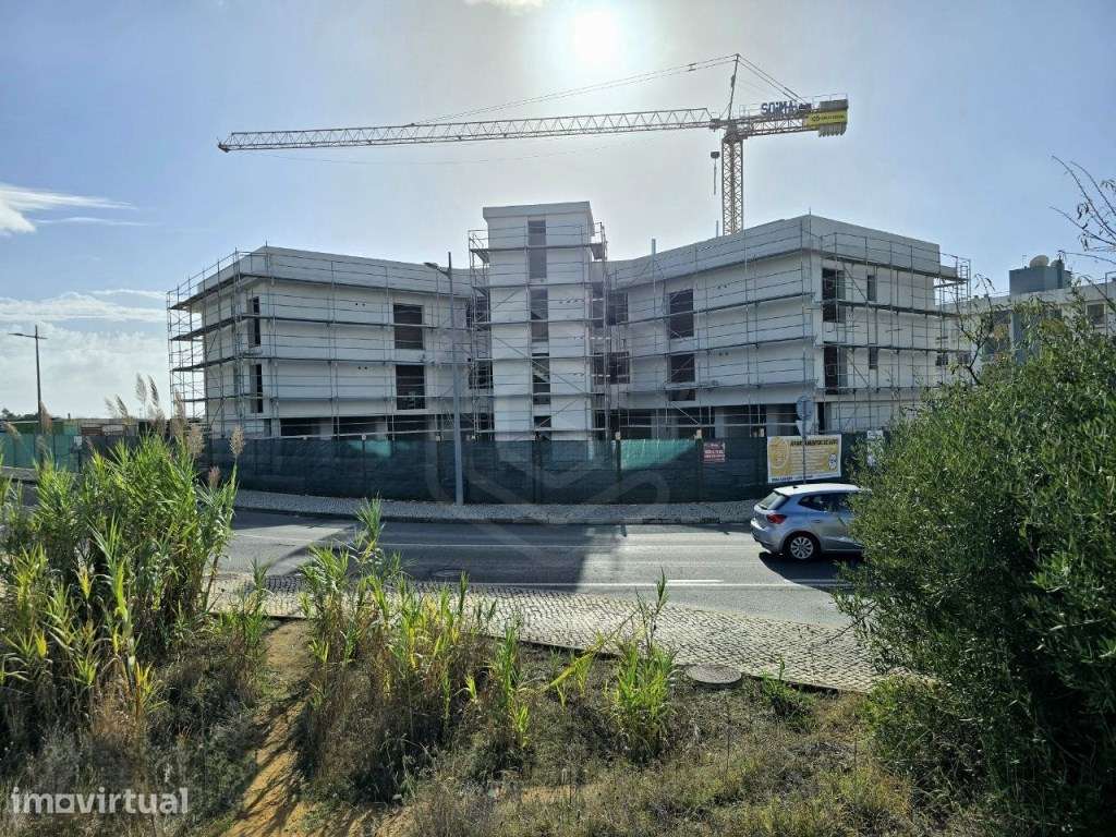 Apartamento T3+2, nova construção, em Meia Praia, Lagos, Algarve - Grande imagem: 3/85