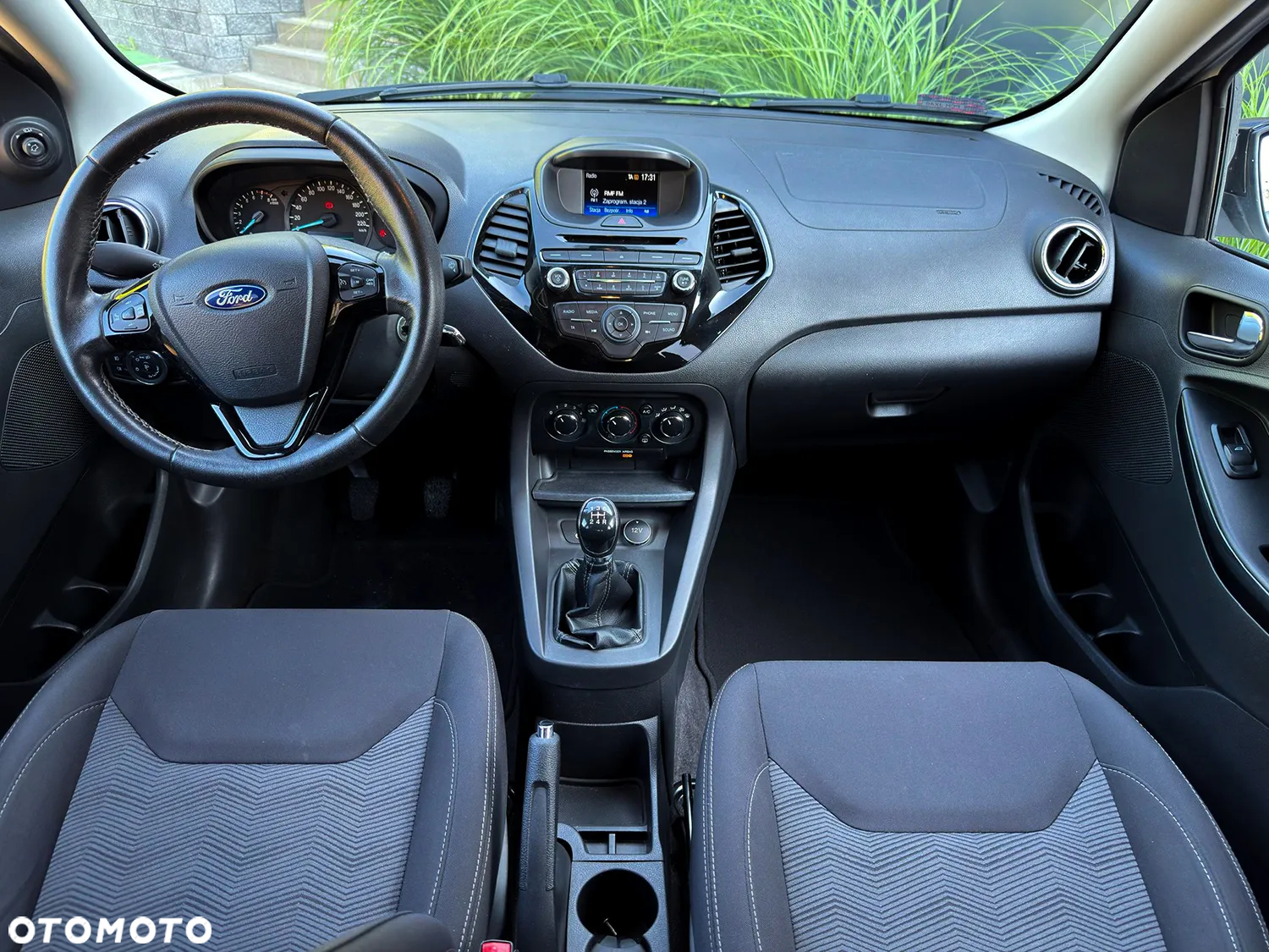 Ford KA - 10