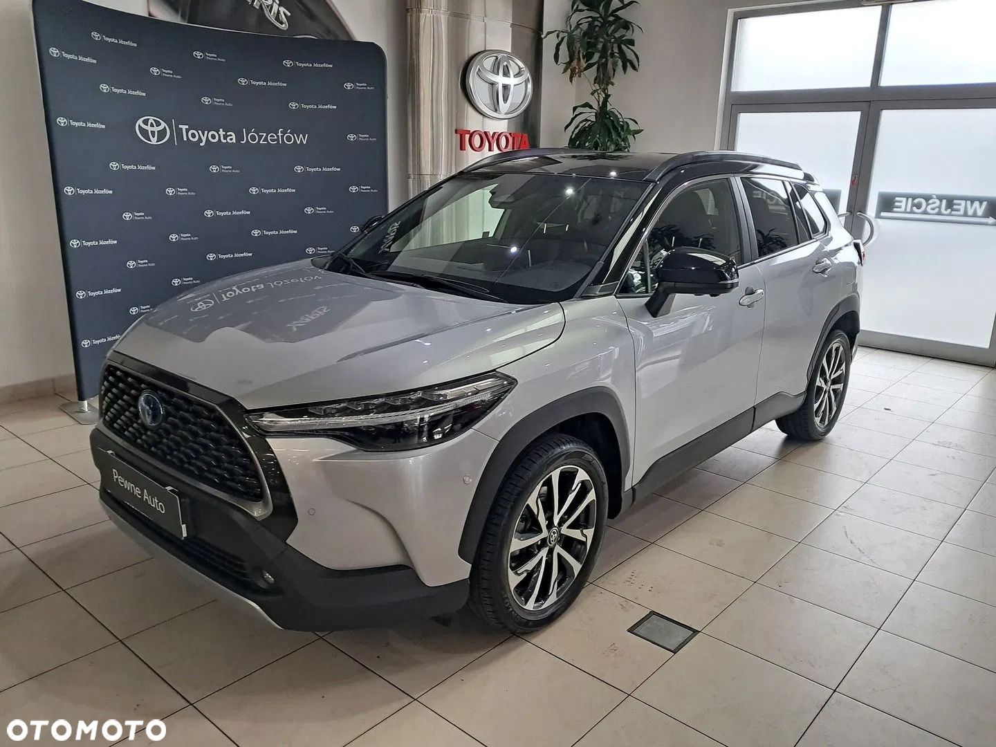 Toyota Corolla Cross - 1