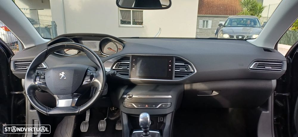 Peugeot 308 1.2 PureTech Style - 2