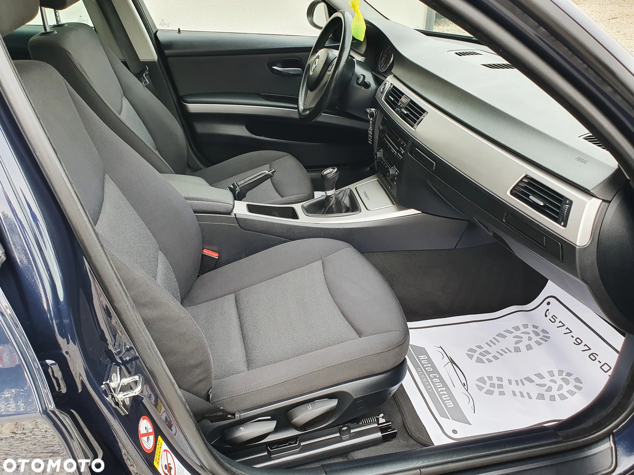 BMW Seria 3 320i - 9
