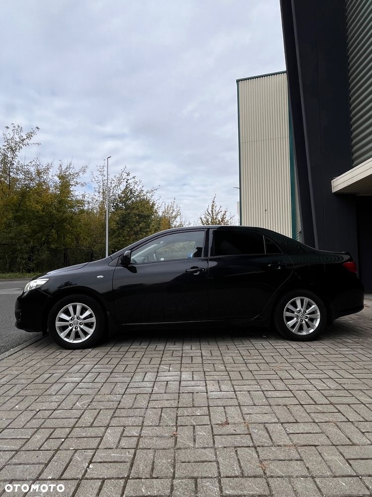 Toyota Corolla 2.0 D-4D Prestige - 4