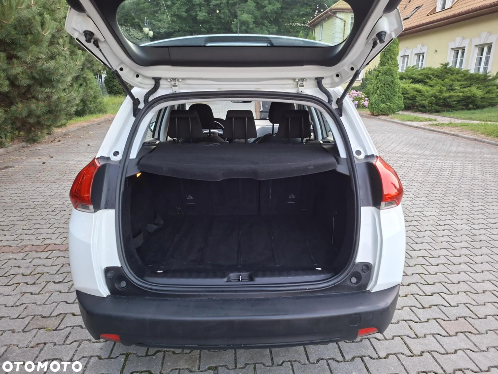 Peugeot 2008 82 VTI Active - 12