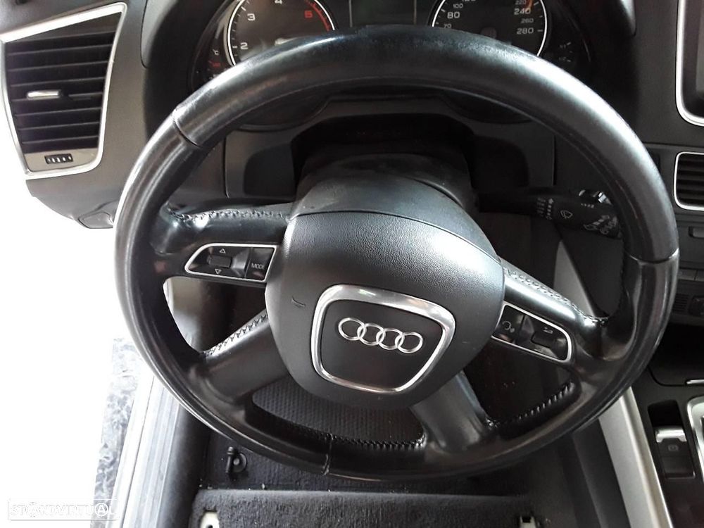 VOLANTE AUDI Q5 8R - 1