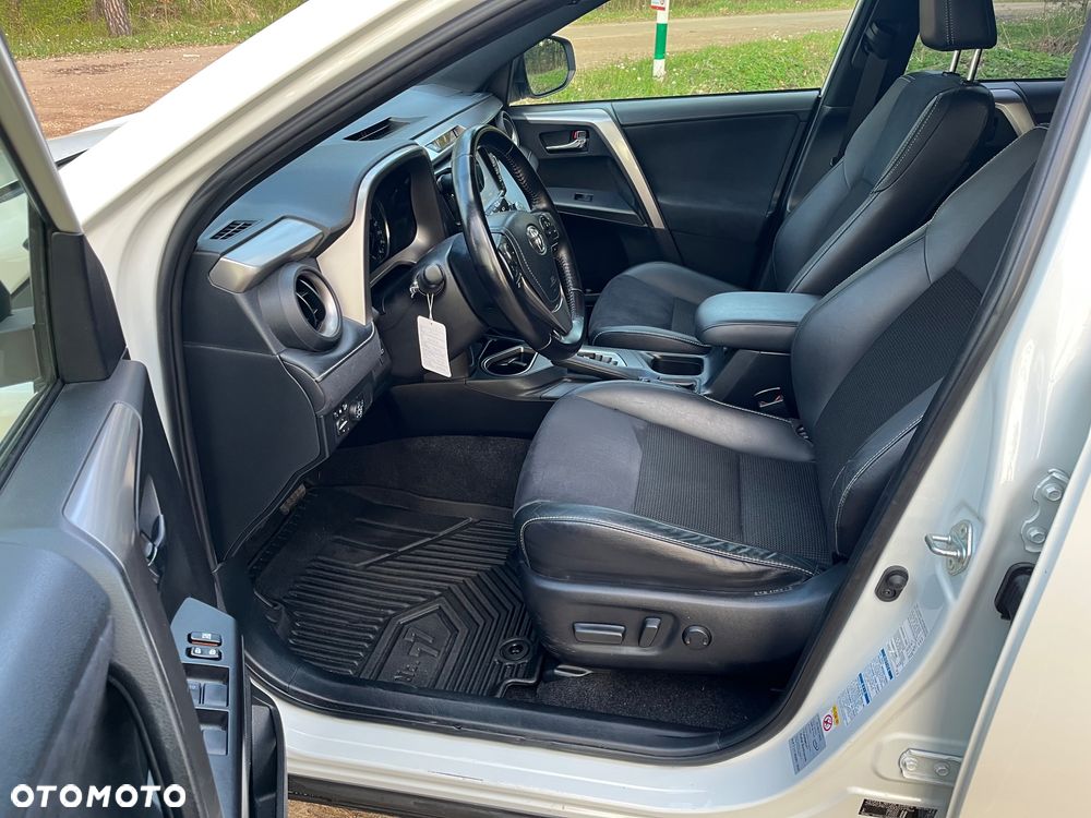 Toyota RAV4 2.5 4x4 Executive - 15