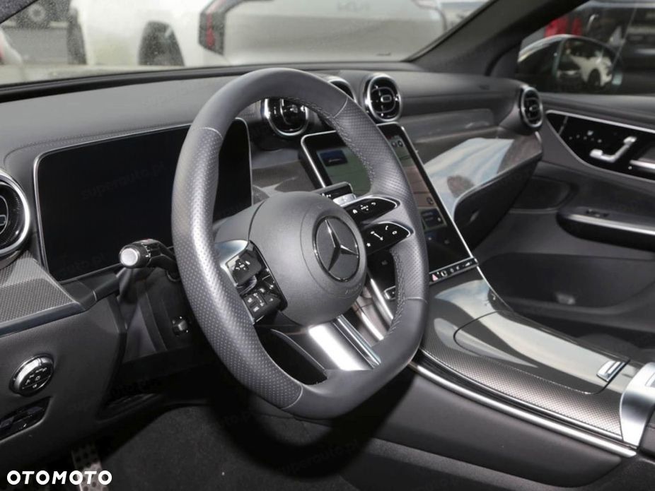 Mercedes-Benz GLC - 7