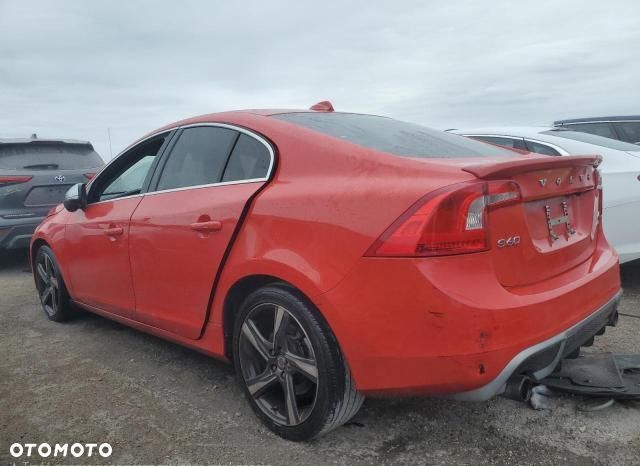 Volvo S60 T6 AWD Geartronic RDesign - 17