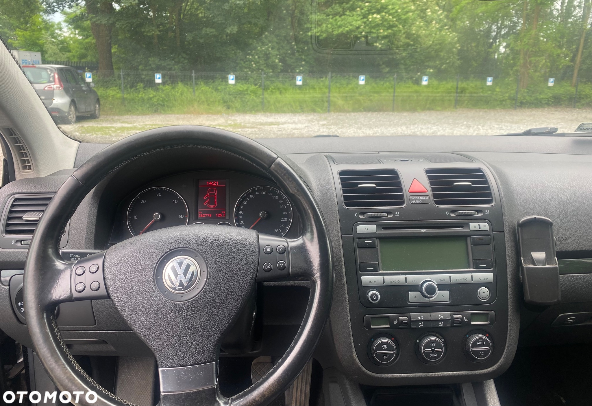 Volkswagen Golf V 1.9 TDI GT Sport - 7
